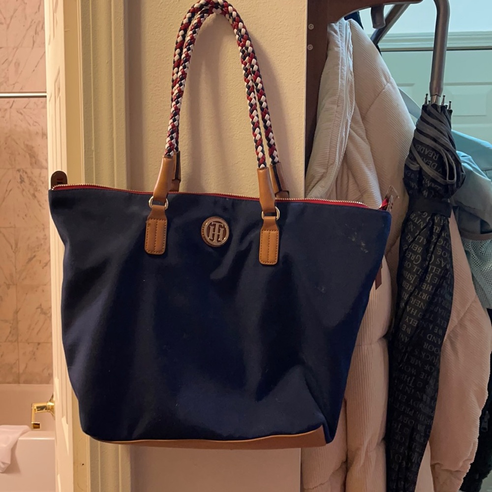 Tommy Hilfiger Navy Women’s Shoulder Bag